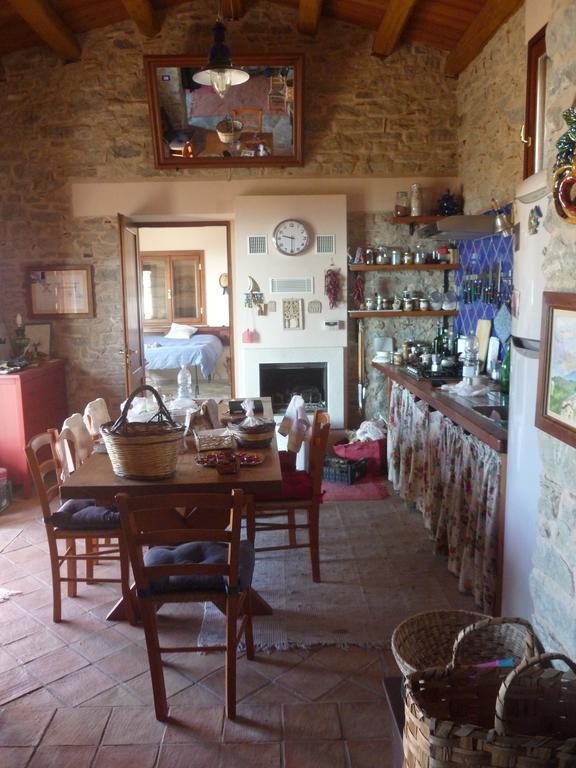 Rocca Del Vento Bed & Breakfast San Pantaleone Exterior foto