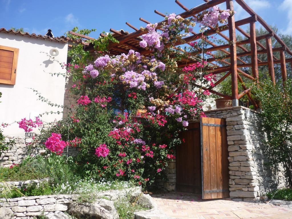Rocca Del Vento Bed & Breakfast San Pantaleone Exterior foto