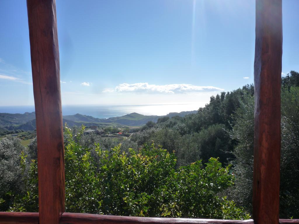 Rocca Del Vento Bed & Breakfast San Pantaleone Exterior foto