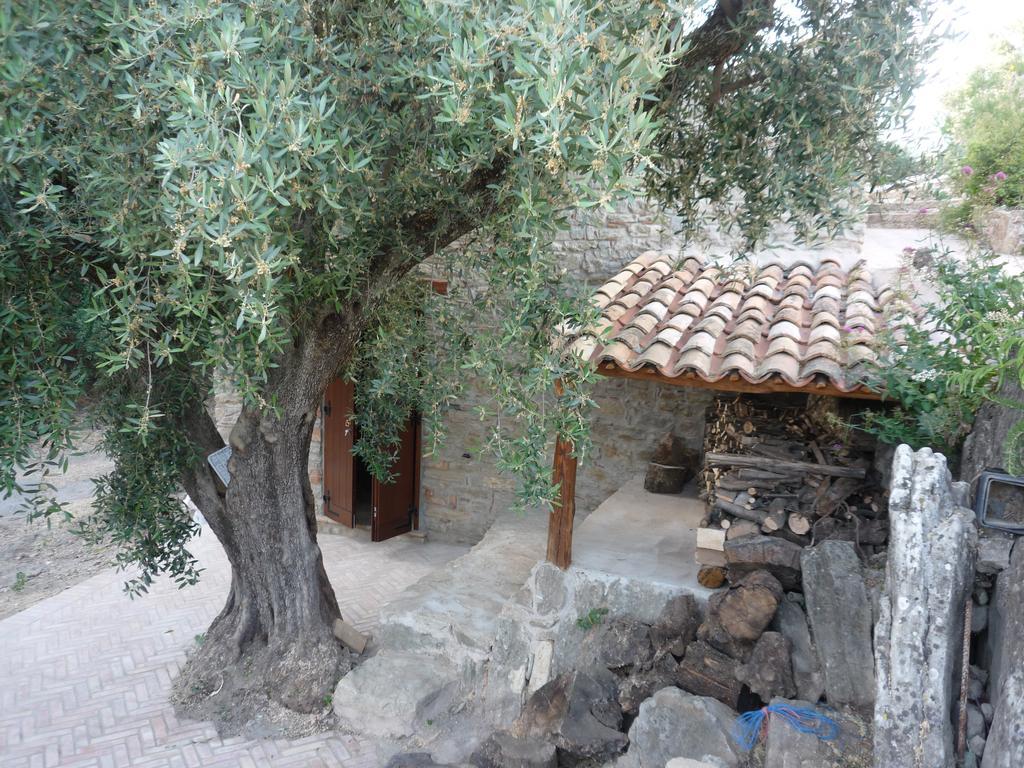 Rocca Del Vento Bed & Breakfast San Pantaleone Exterior foto