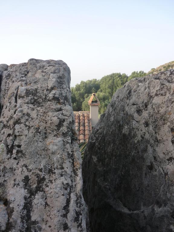 Rocca Del Vento Bed & Breakfast San Pantaleone Cameră foto