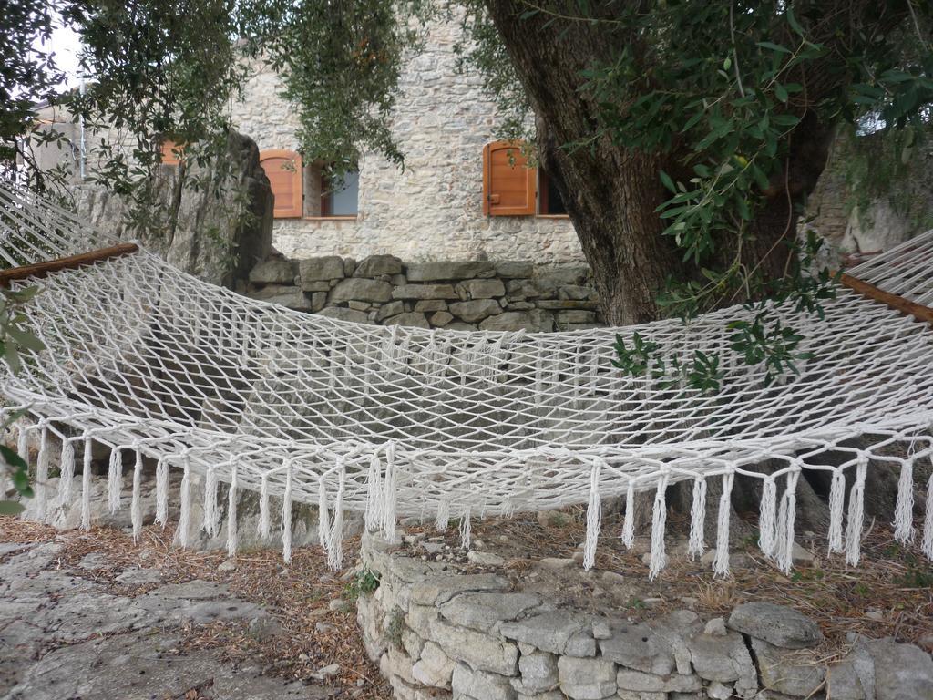 Rocca Del Vento Bed & Breakfast San Pantaleone Cameră foto