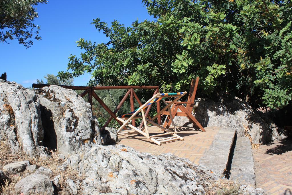 Rocca Del Vento Bed & Breakfast San Pantaleone Exterior foto