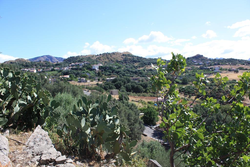 Rocca Del Vento Bed & Breakfast San Pantaleone Exterior foto
